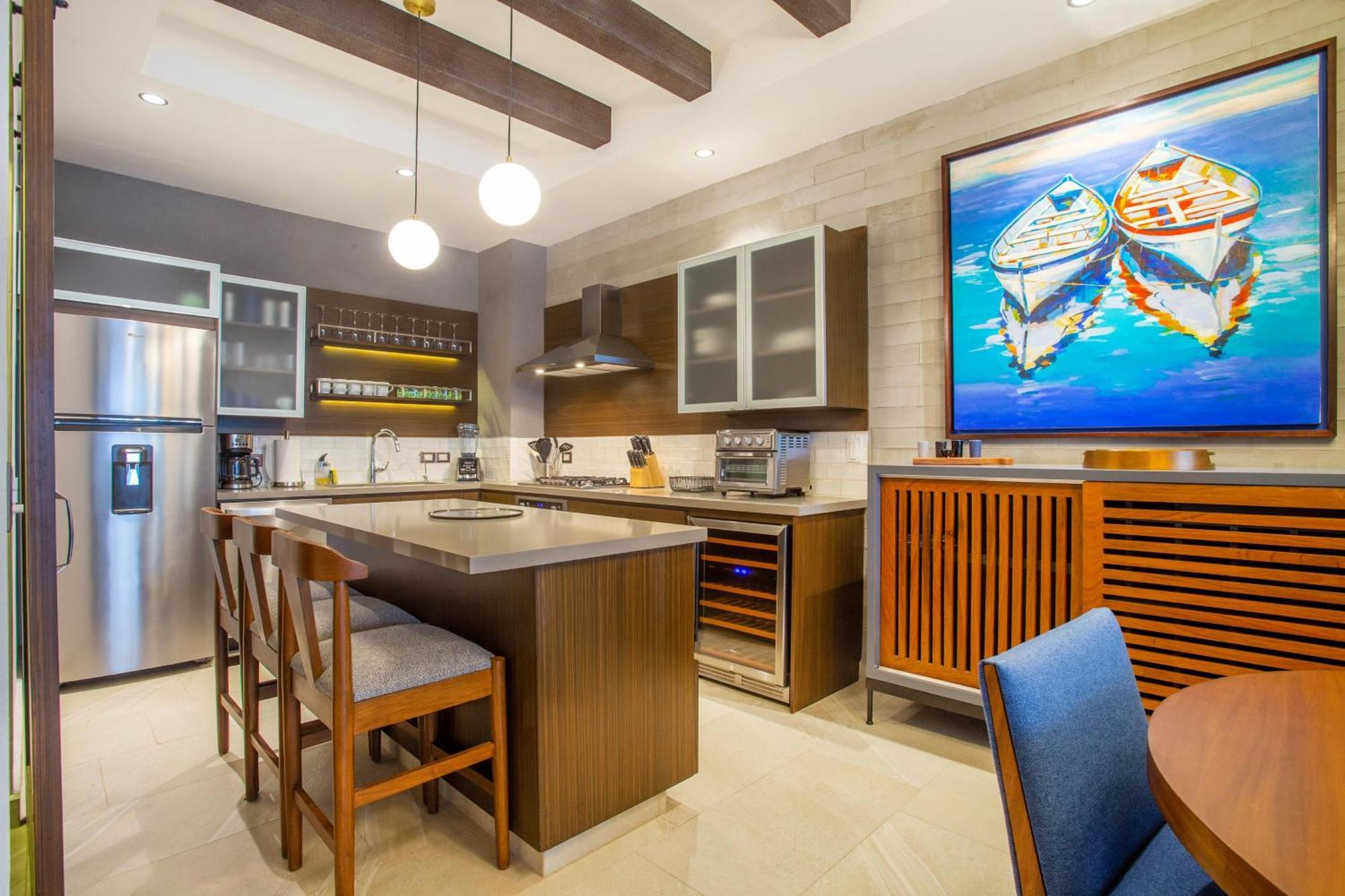 Casa Simpatica Private Hot Tub, Bbq, Desk And Pool *