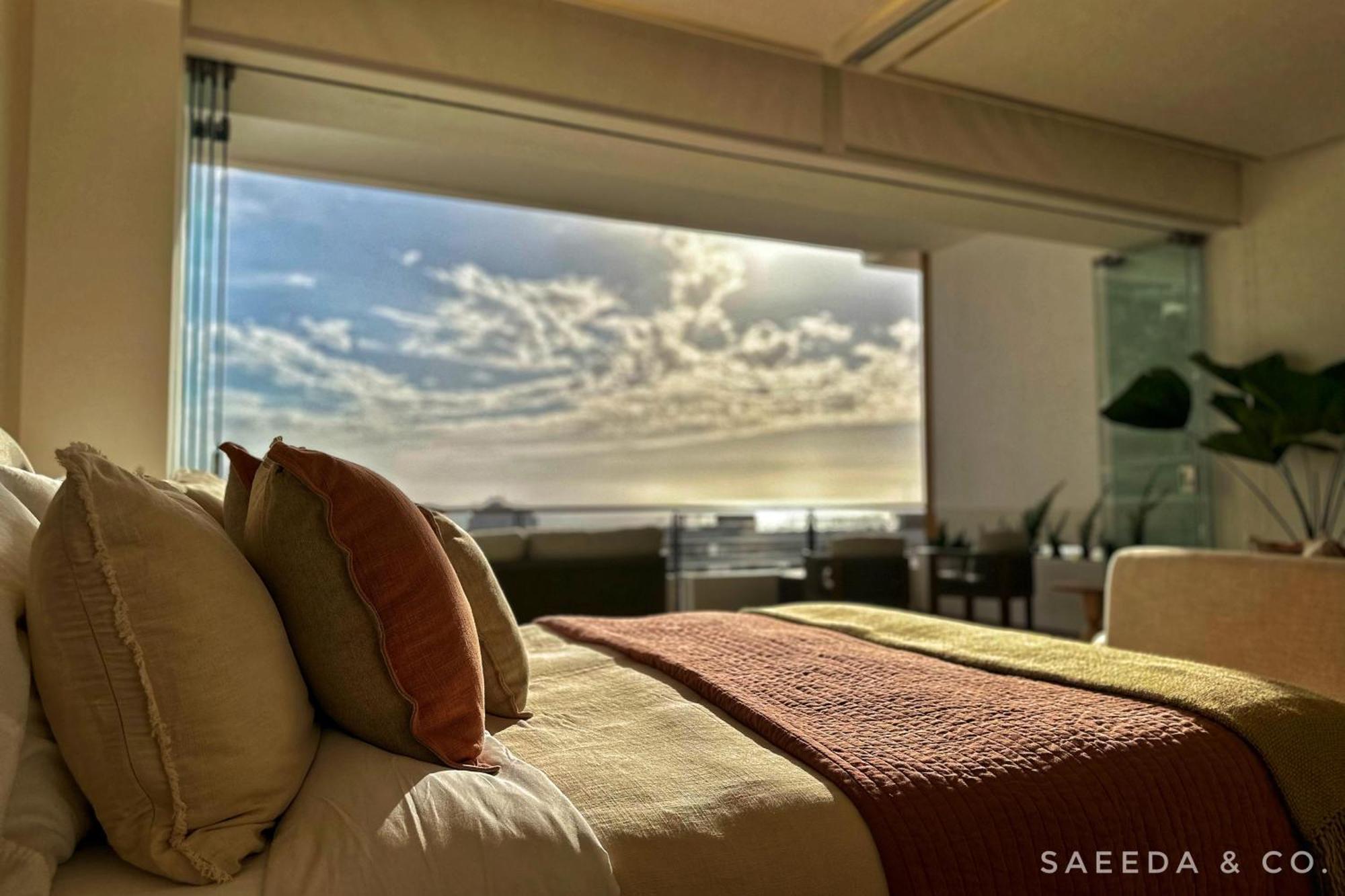 Luxury 10th Floor 2 Beds 2 Baths Holiday home *