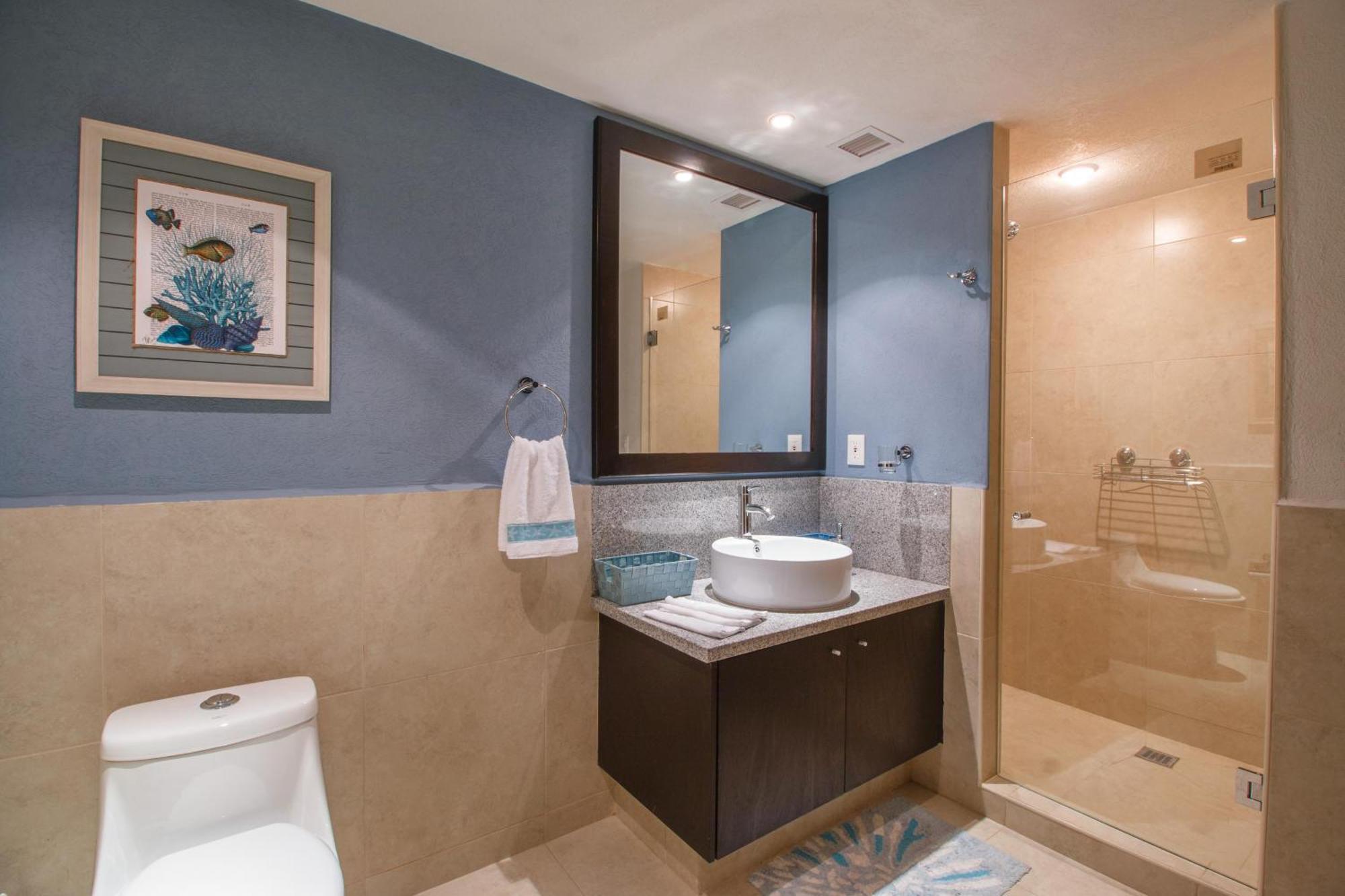 Holiday home Beachfront 1br W/ Balcony & Resort-style Amenities *