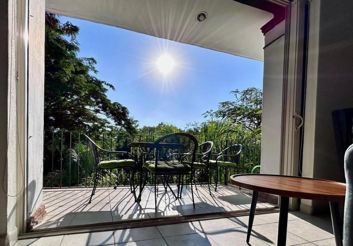 Apartment 2 Bedroom Treetop