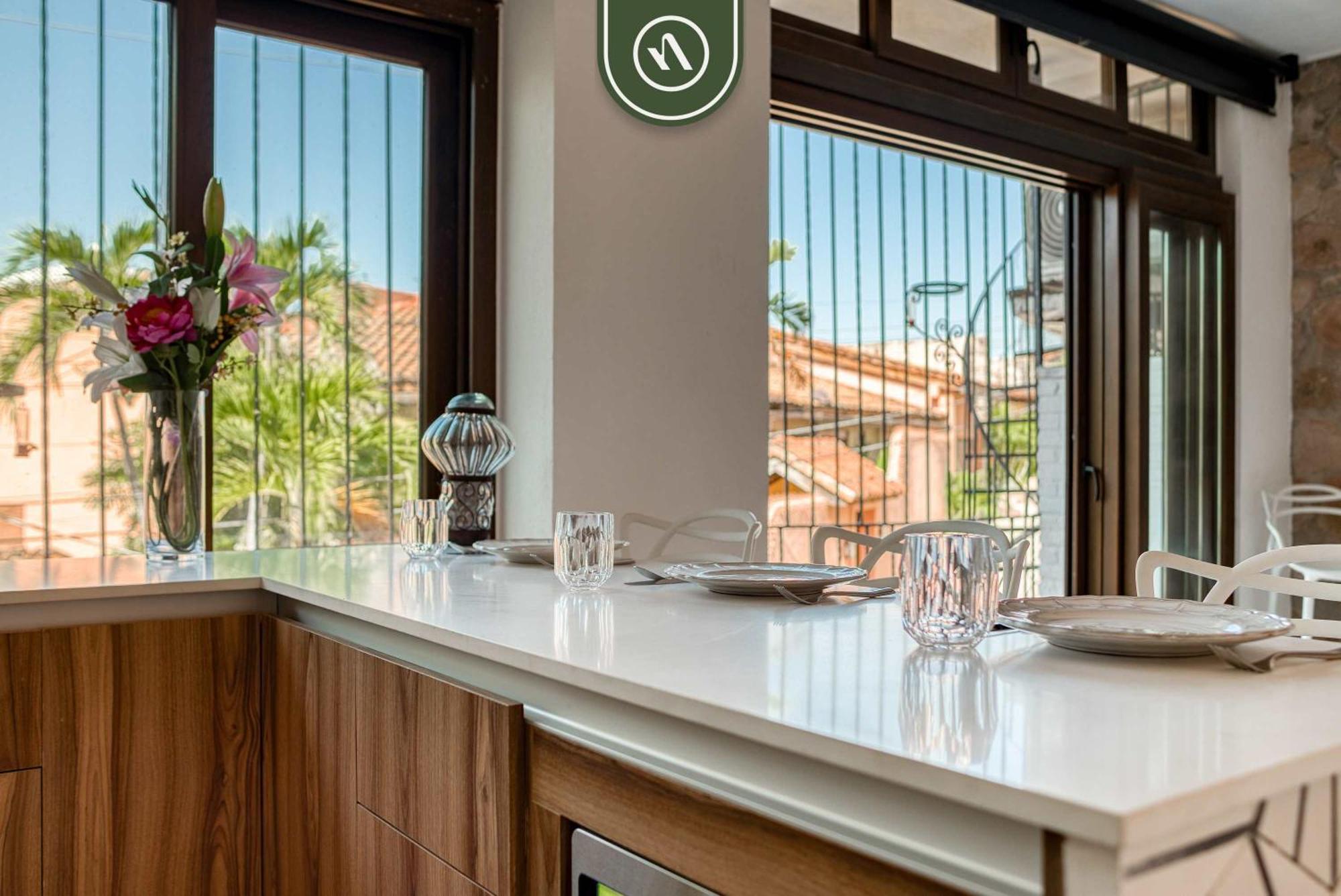 Apartment 1 Bedroom Mountain Retreat - 5 Min To Beach - Pool Puerto Vallarta