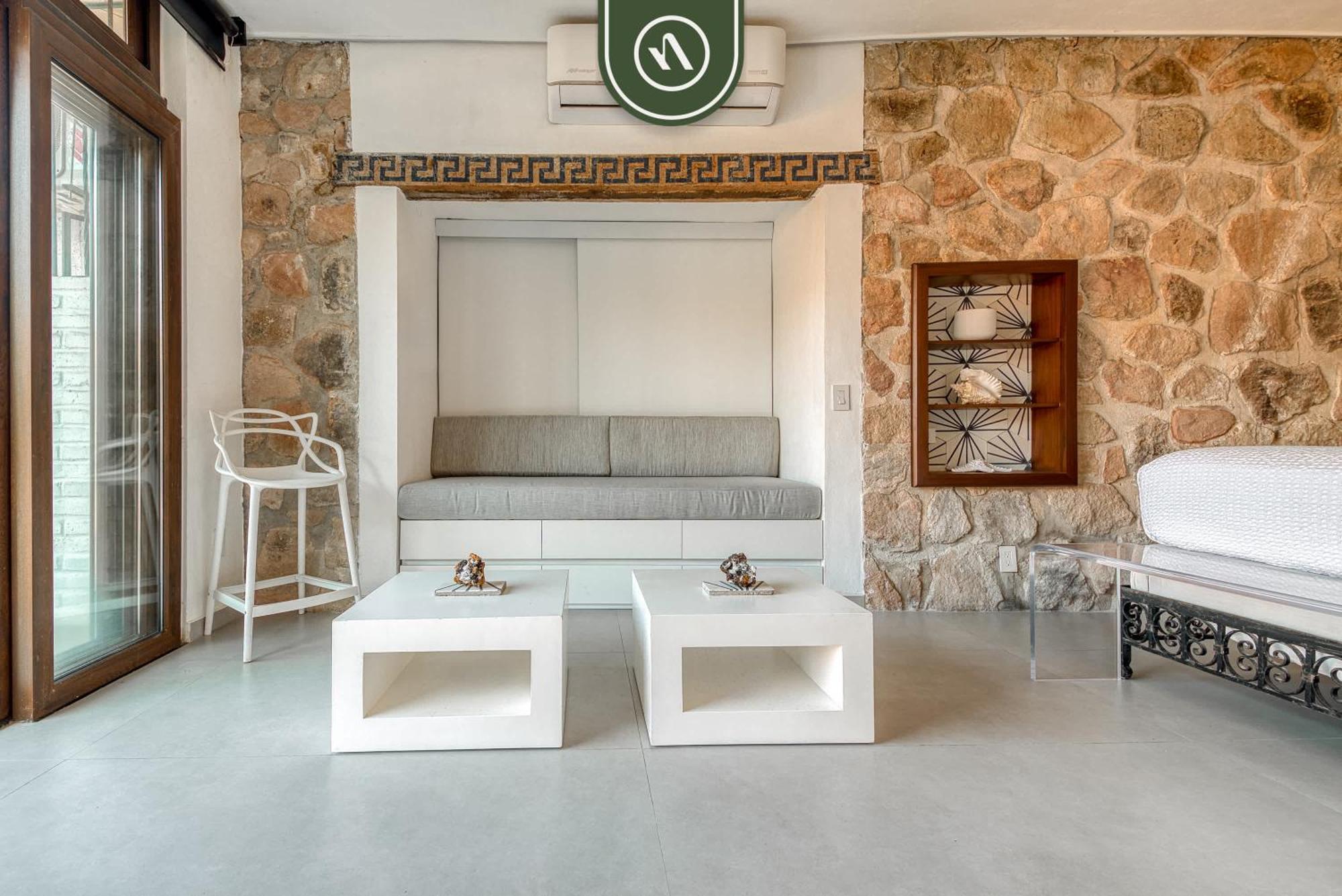Apartment 1 Bedroom Mountain Retreat - 5 Min To Beach - Pool