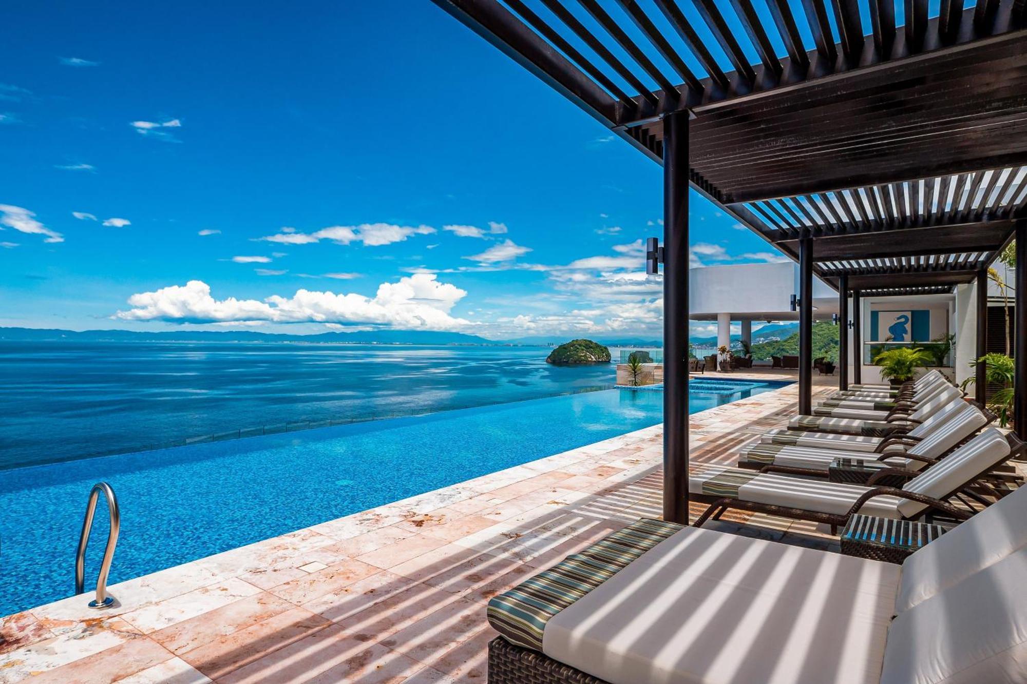 Blue Horizon 1103 At Residences Apartment Puerto Vallarta