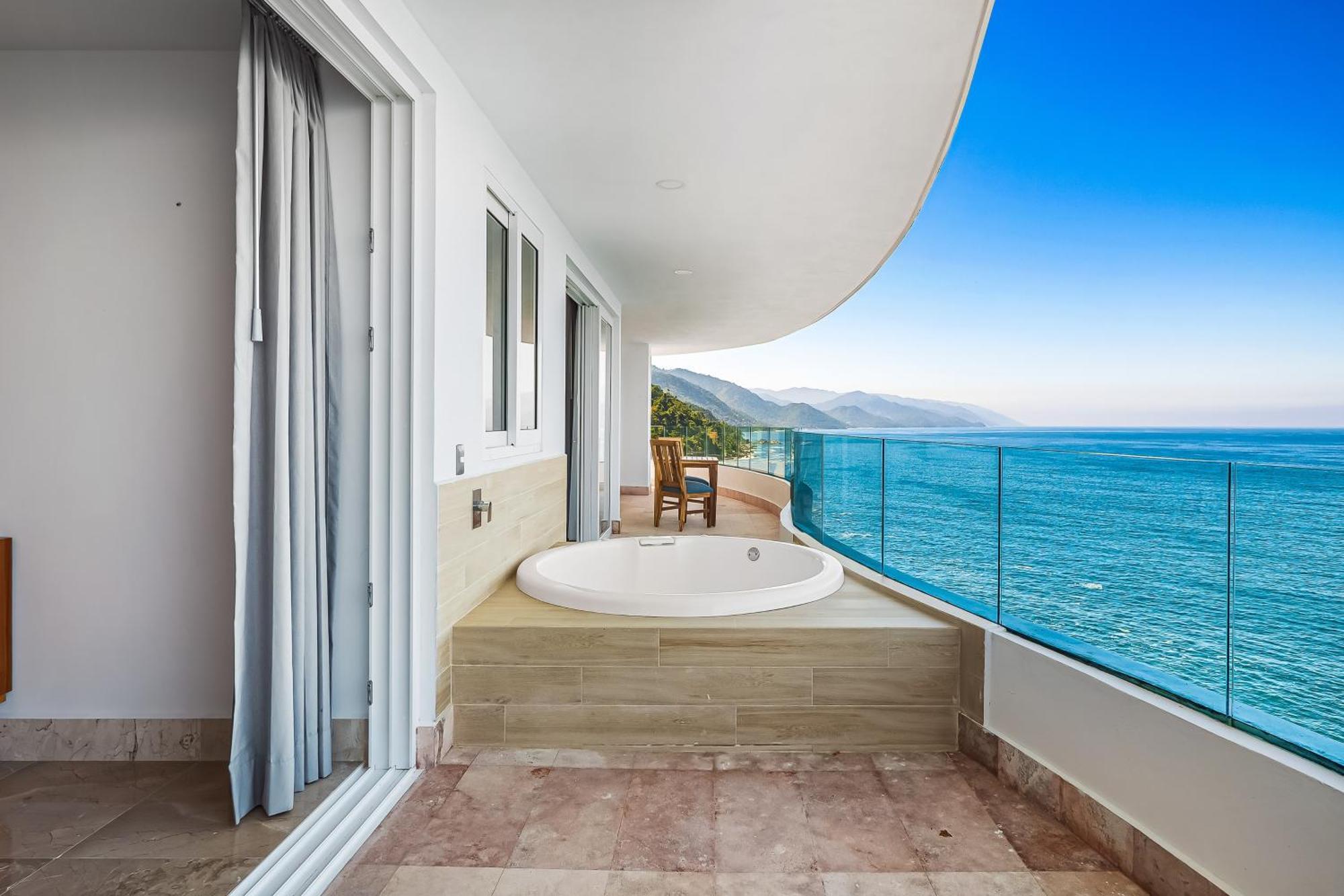 Apartment Blue Horizon 1103 At Residences *
