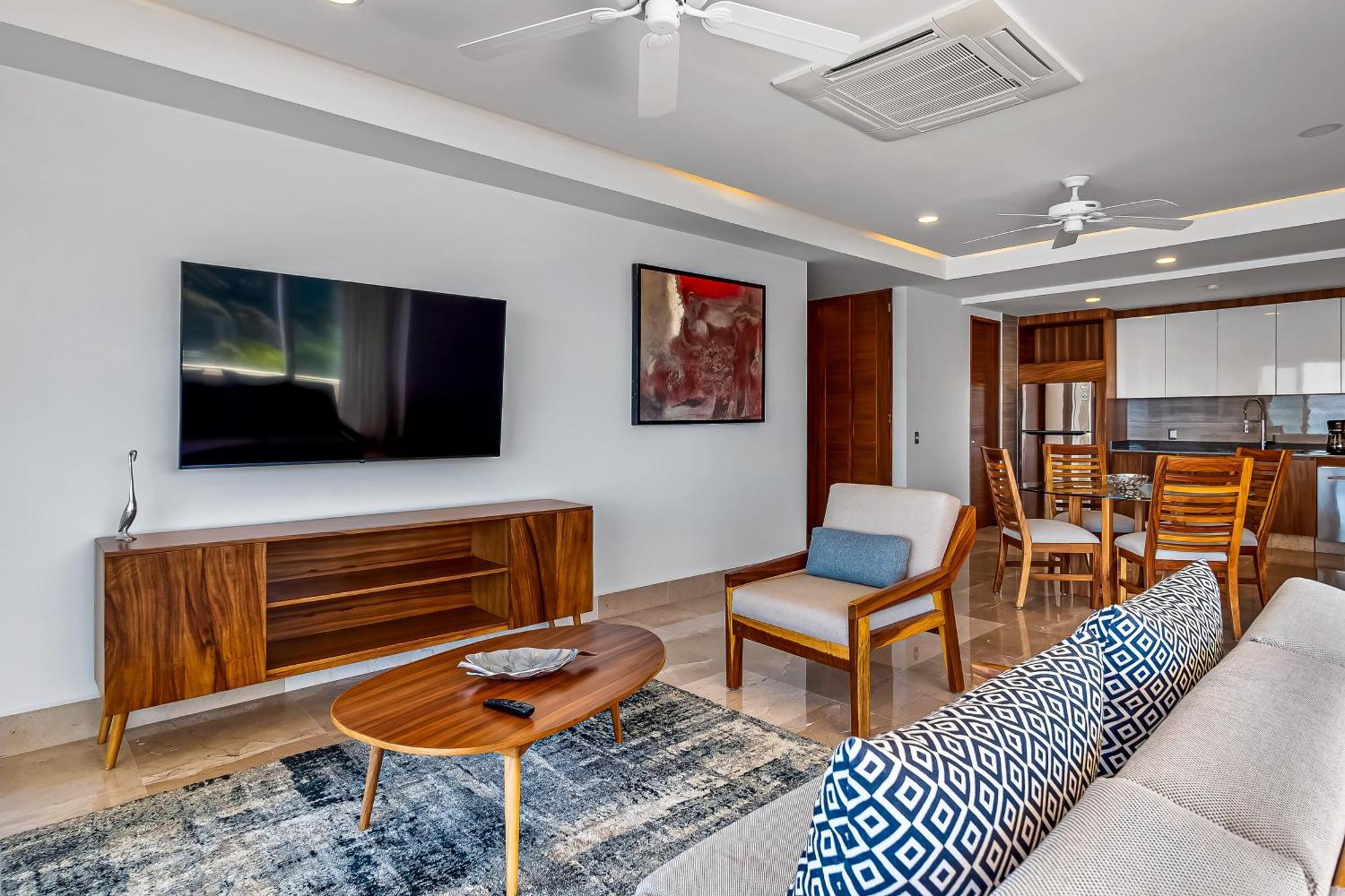 Blue Horizon 1103 At Residences Apartment *