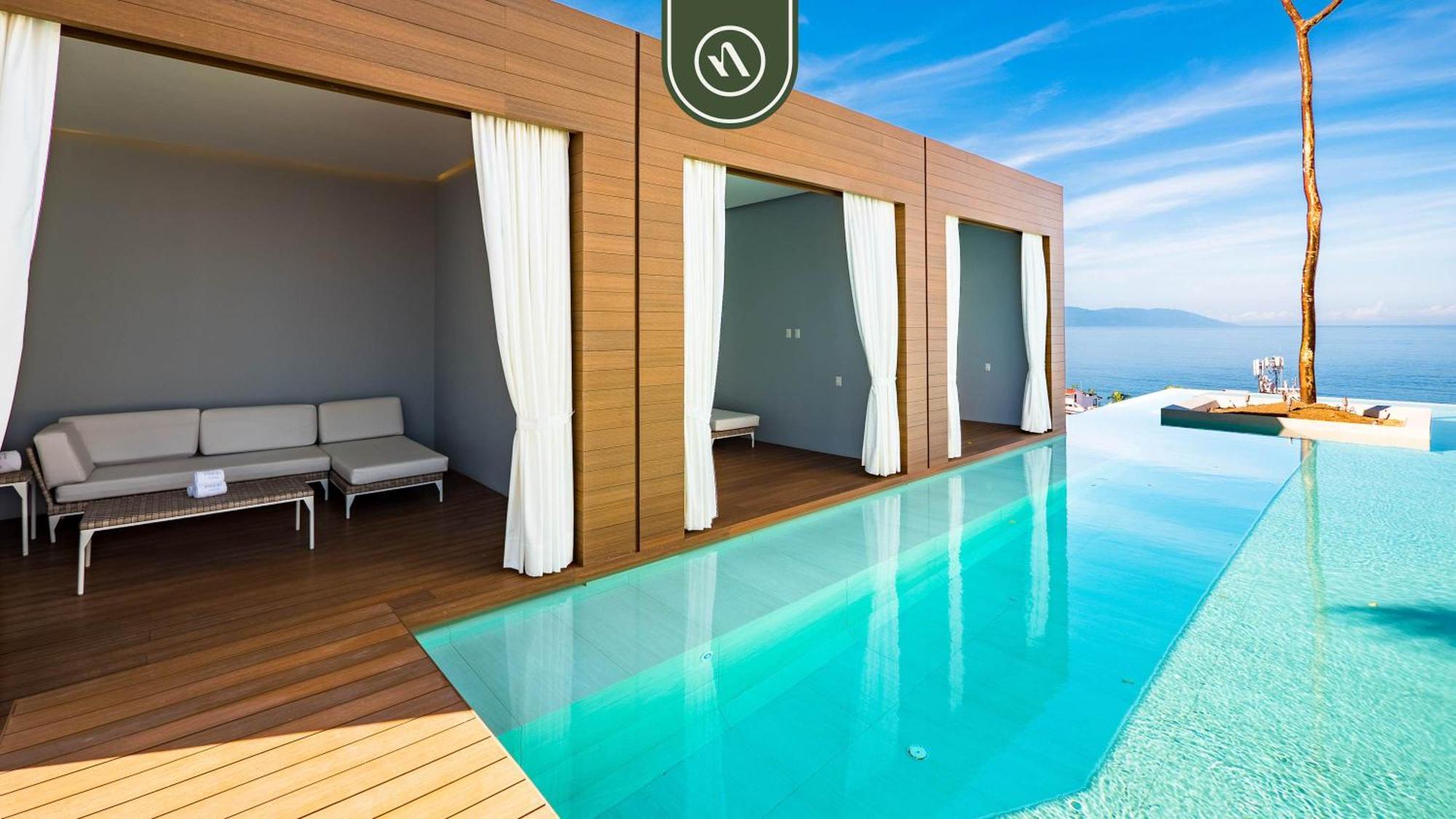 Amazing With Rooftop Pool Puerto Vallarta