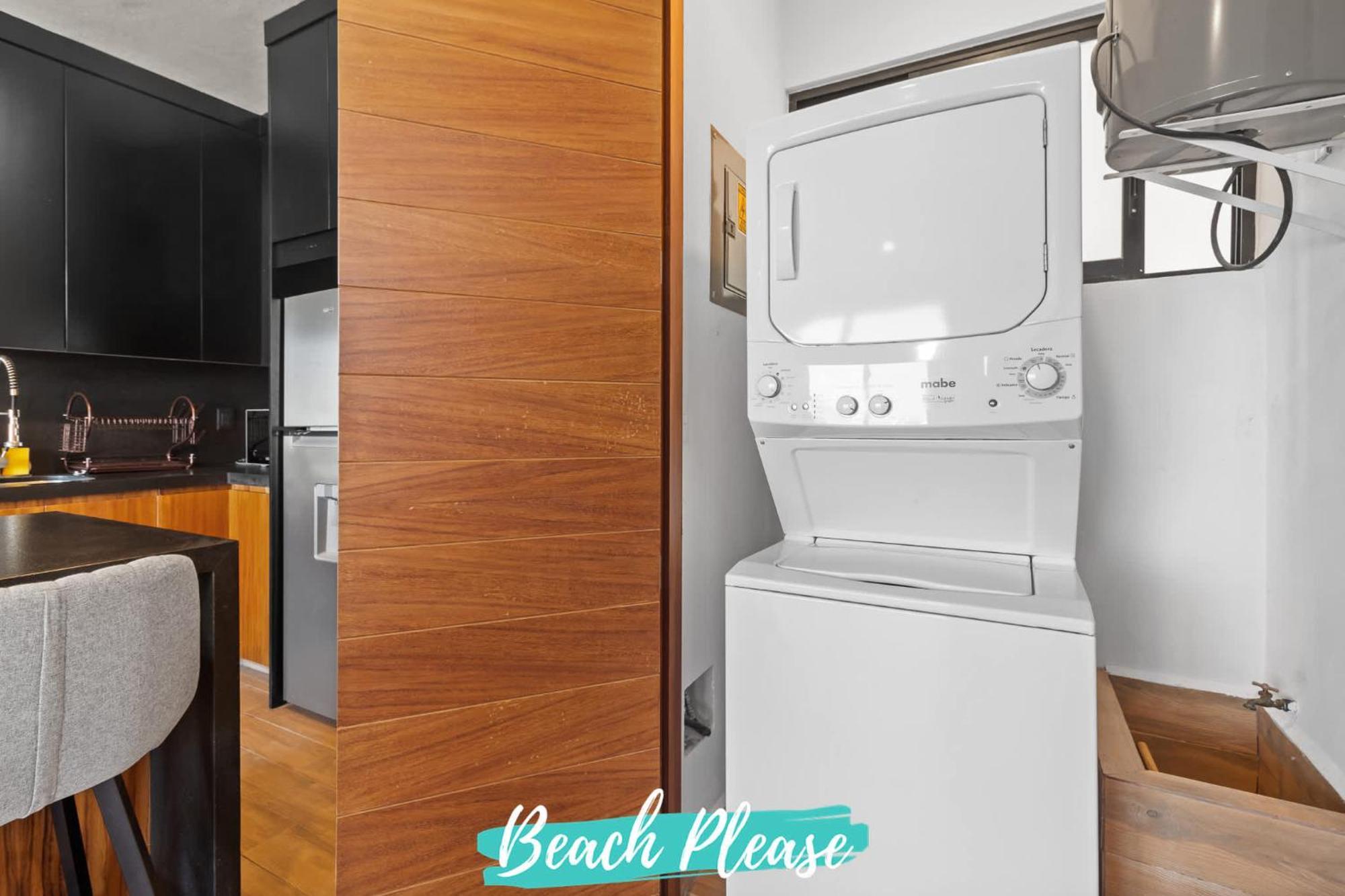 Terra 244 - Centrally Located W Rooftop Pool Apartment *