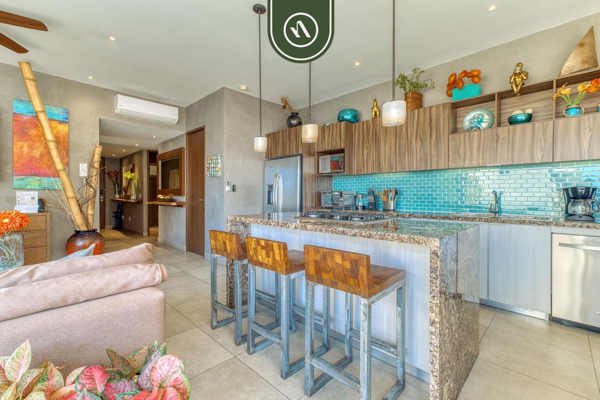 Great 2br With Rooftop Pool - Romantic Zone