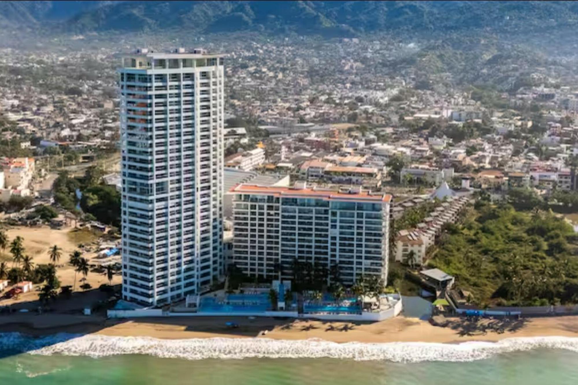 Harbor 171 Torre Sur 13009 Hotel