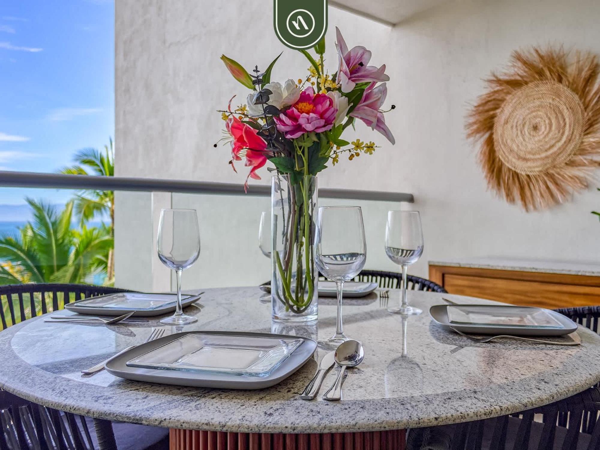 Stunning Oceanfront - Pools - Club Apartment *