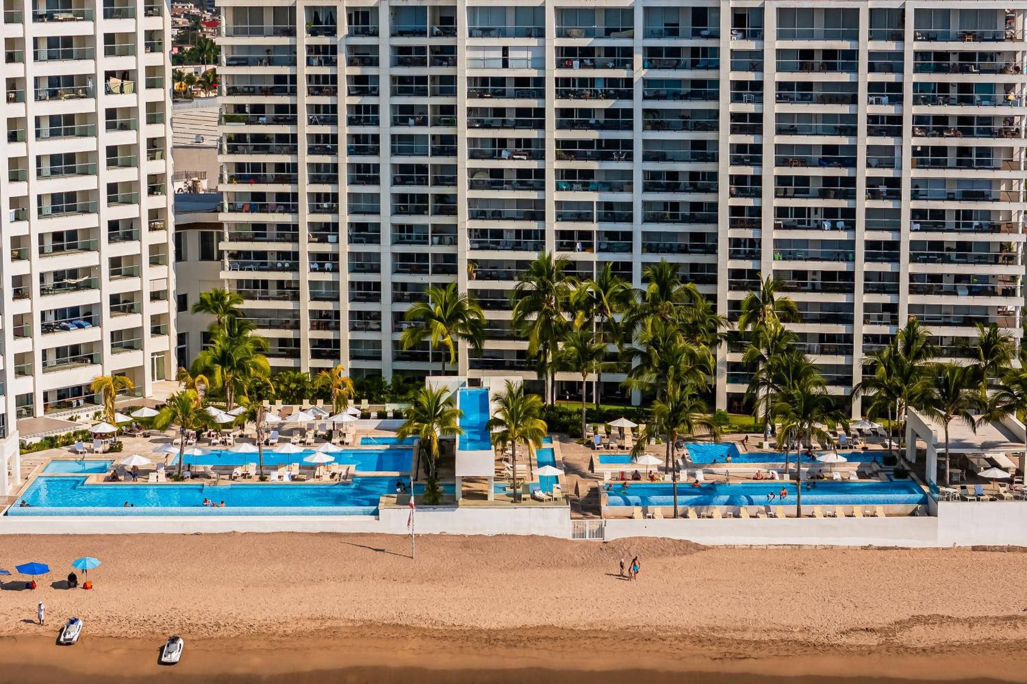Harbor 171 #711 Puerto Vallarta