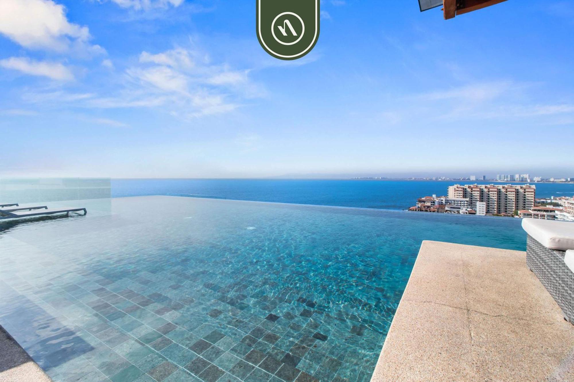 Luxury Oceanview - Rooftop Pool - Downtown