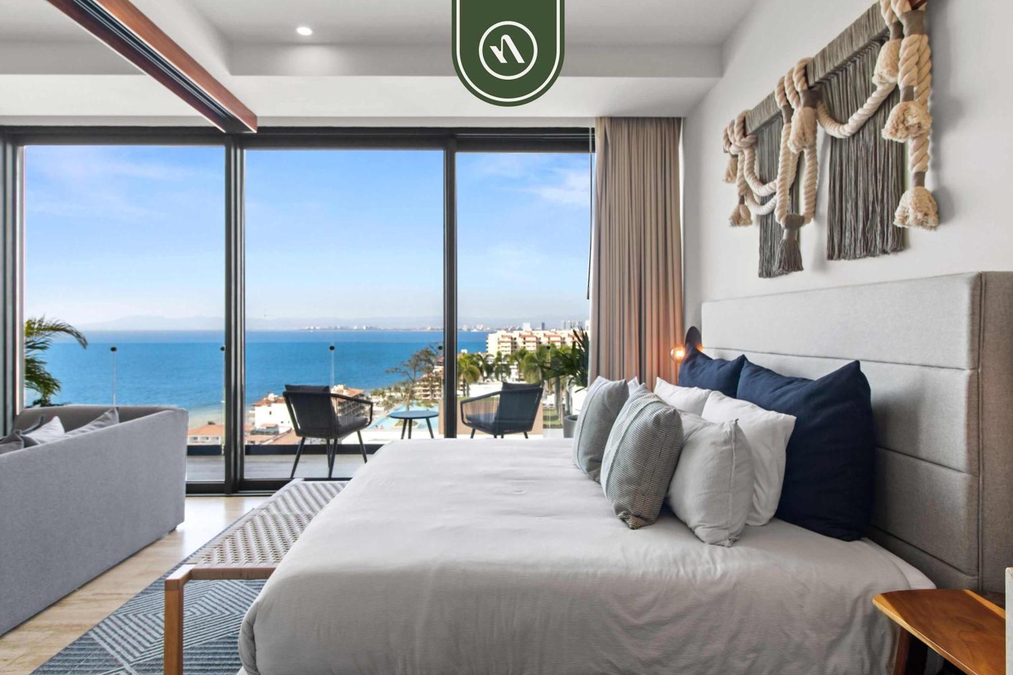 Luxury Oceanview - Rooftop Pool - Downtown Apartment *