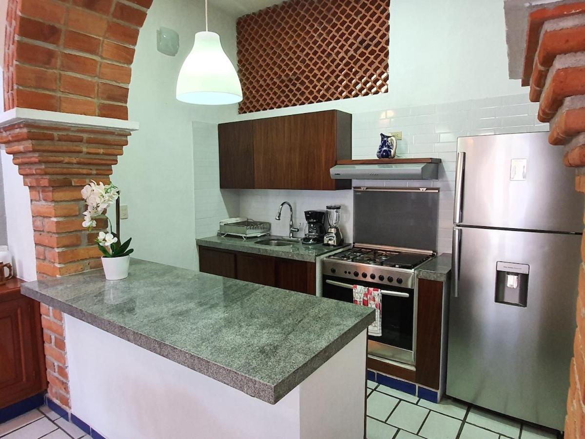 Cozy & Bright Near The And Close Walk To Malecon Puerto Vallarta