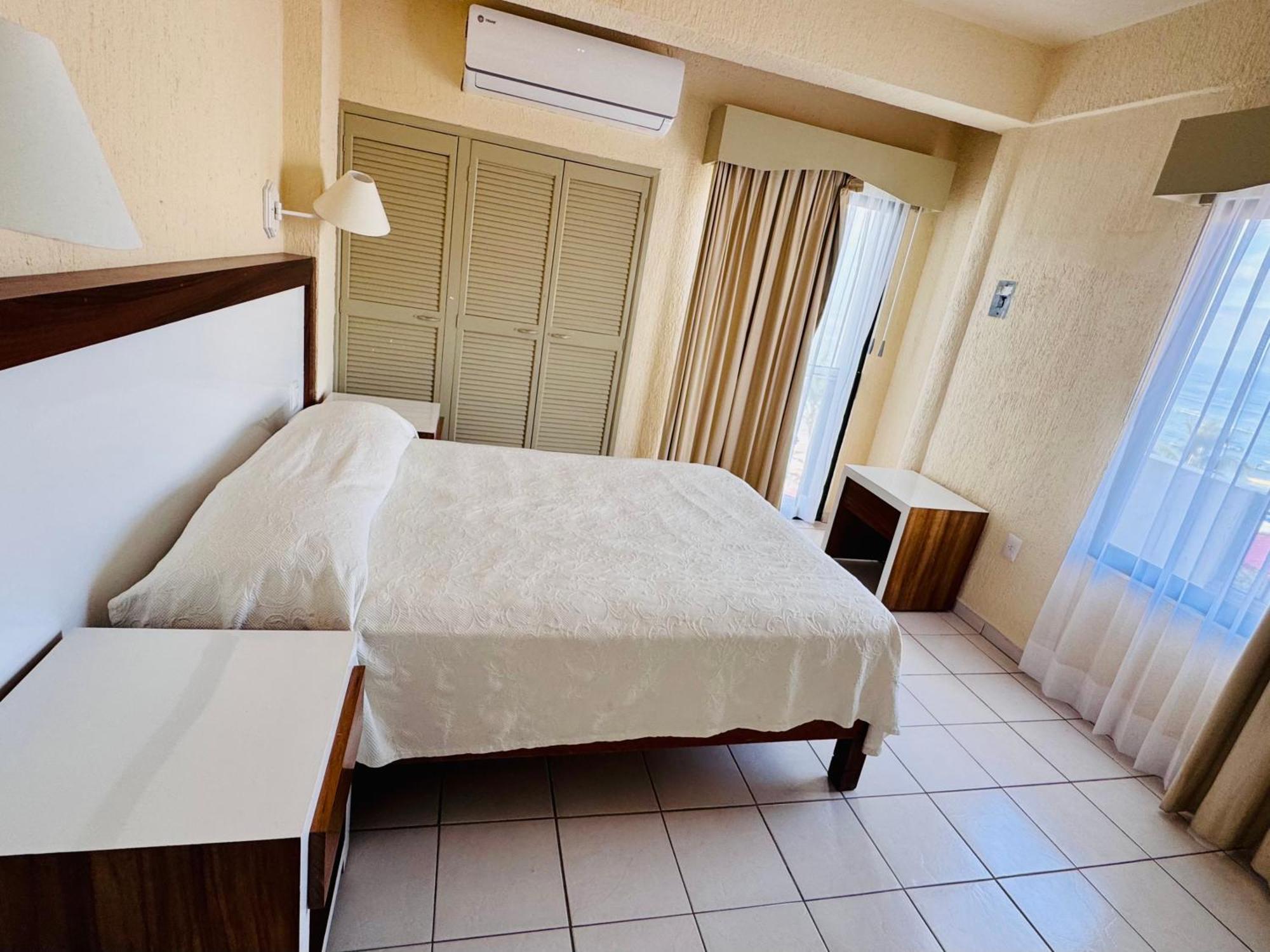 Tropicana Hotel