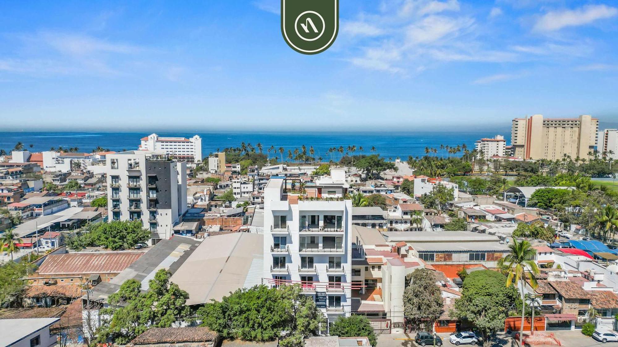 Boho 2 Bedroom - Dowtown - Rooftop Pool - Jacuzzi * Puerto Vallarta