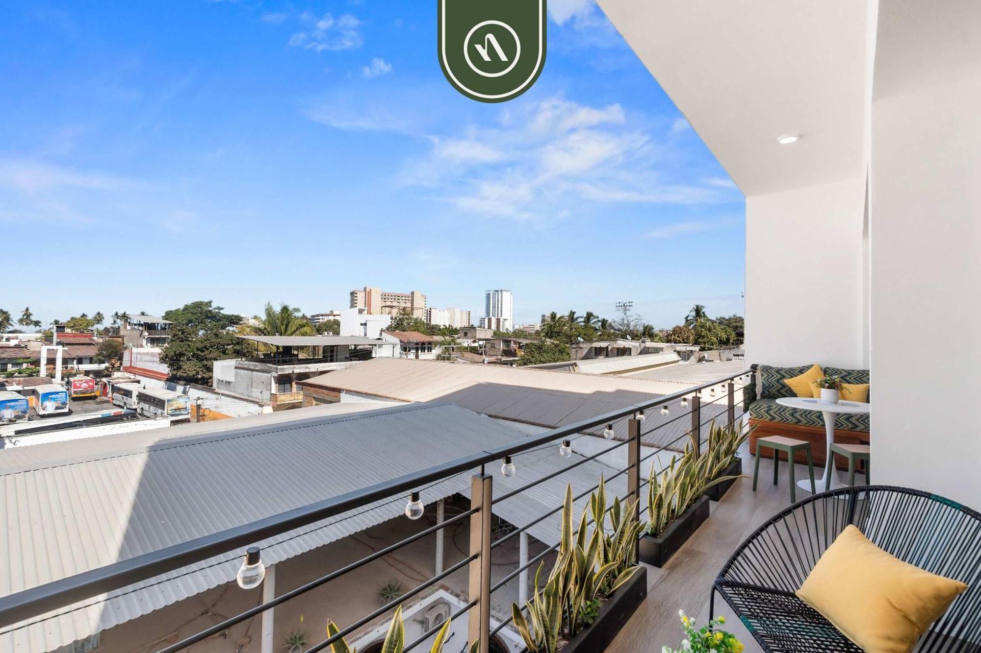 Boho 2 Bedroom - Dowtown - Rooftop Pool - Jacuzzi