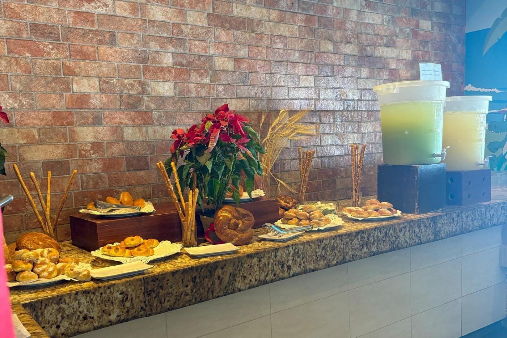 Сasa de vacaciones With Panoramic Ocean Views & Balcony! Puerto Vallarta