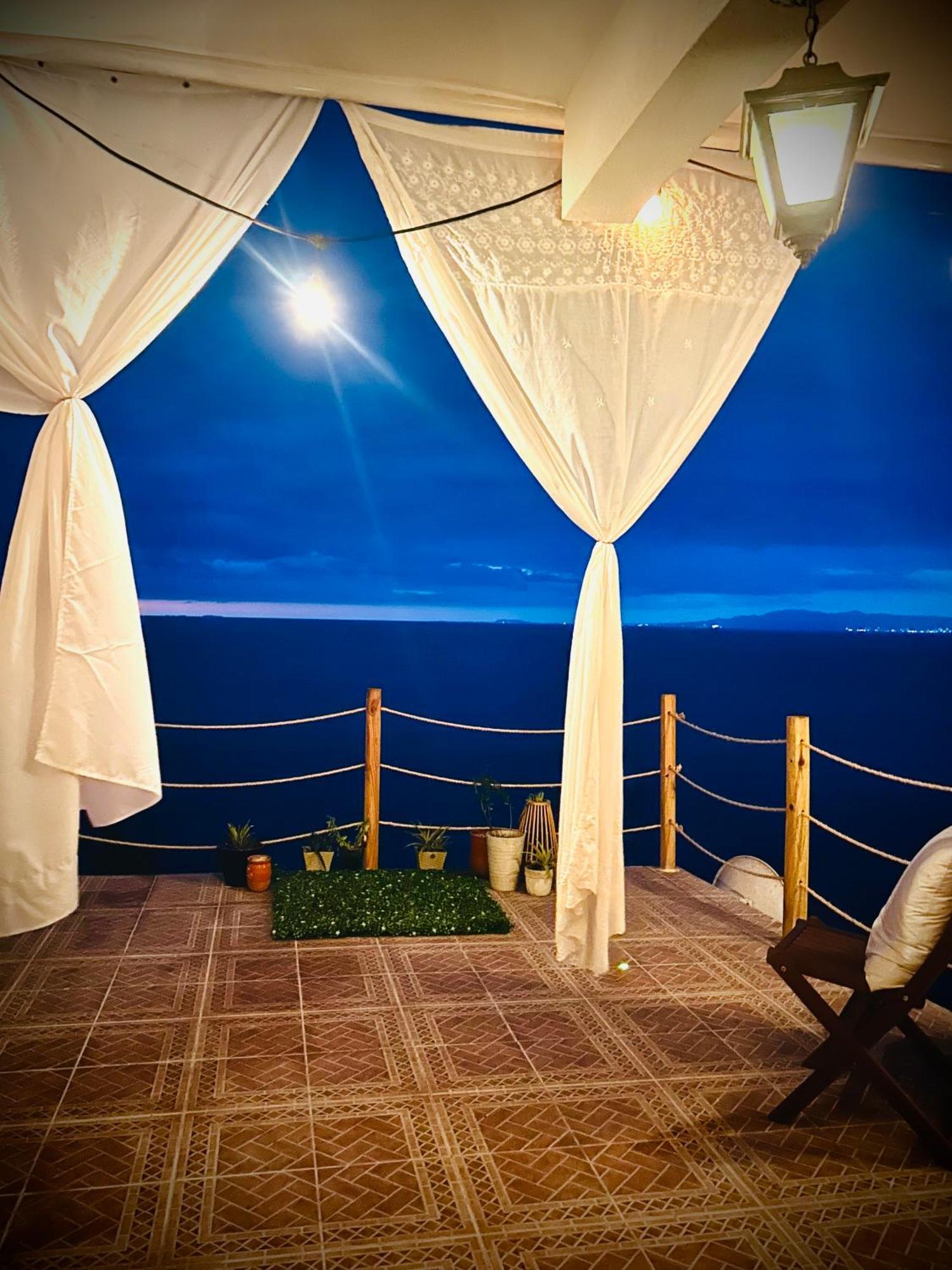 Villa La Vista Azul *