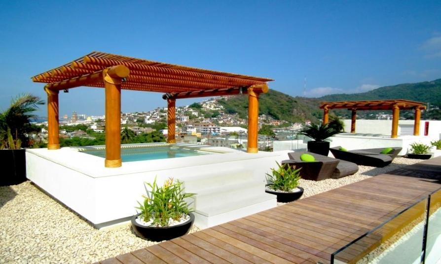 V399 - 307 Puerto Vallarta