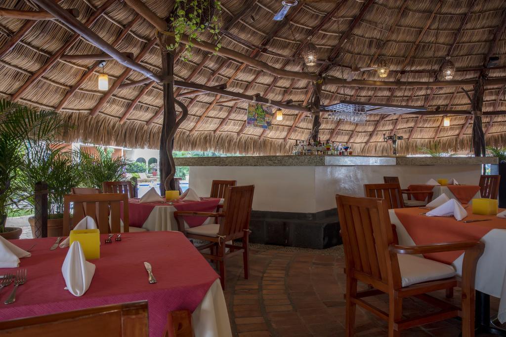 Hotel Flamingo Vallarta & Marina 4*
