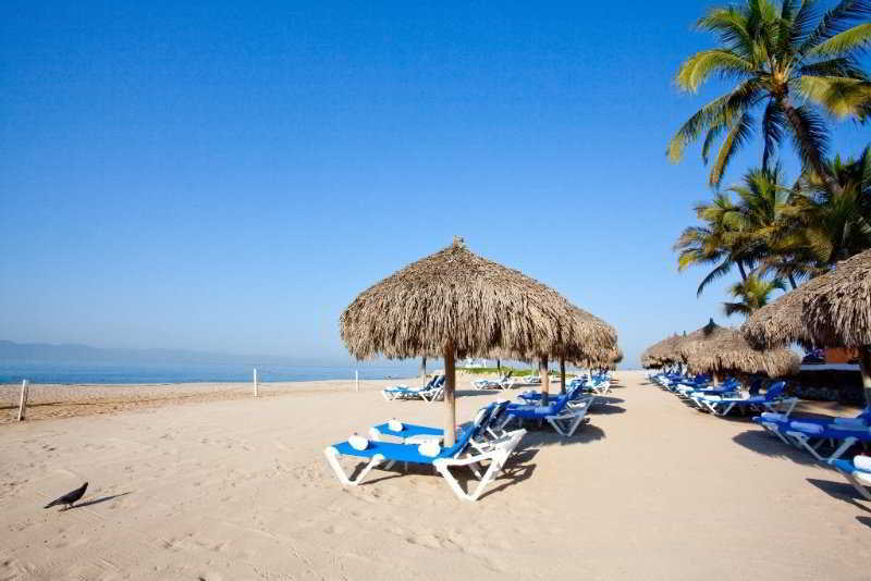 Holiday Beach Puerto Vallarta