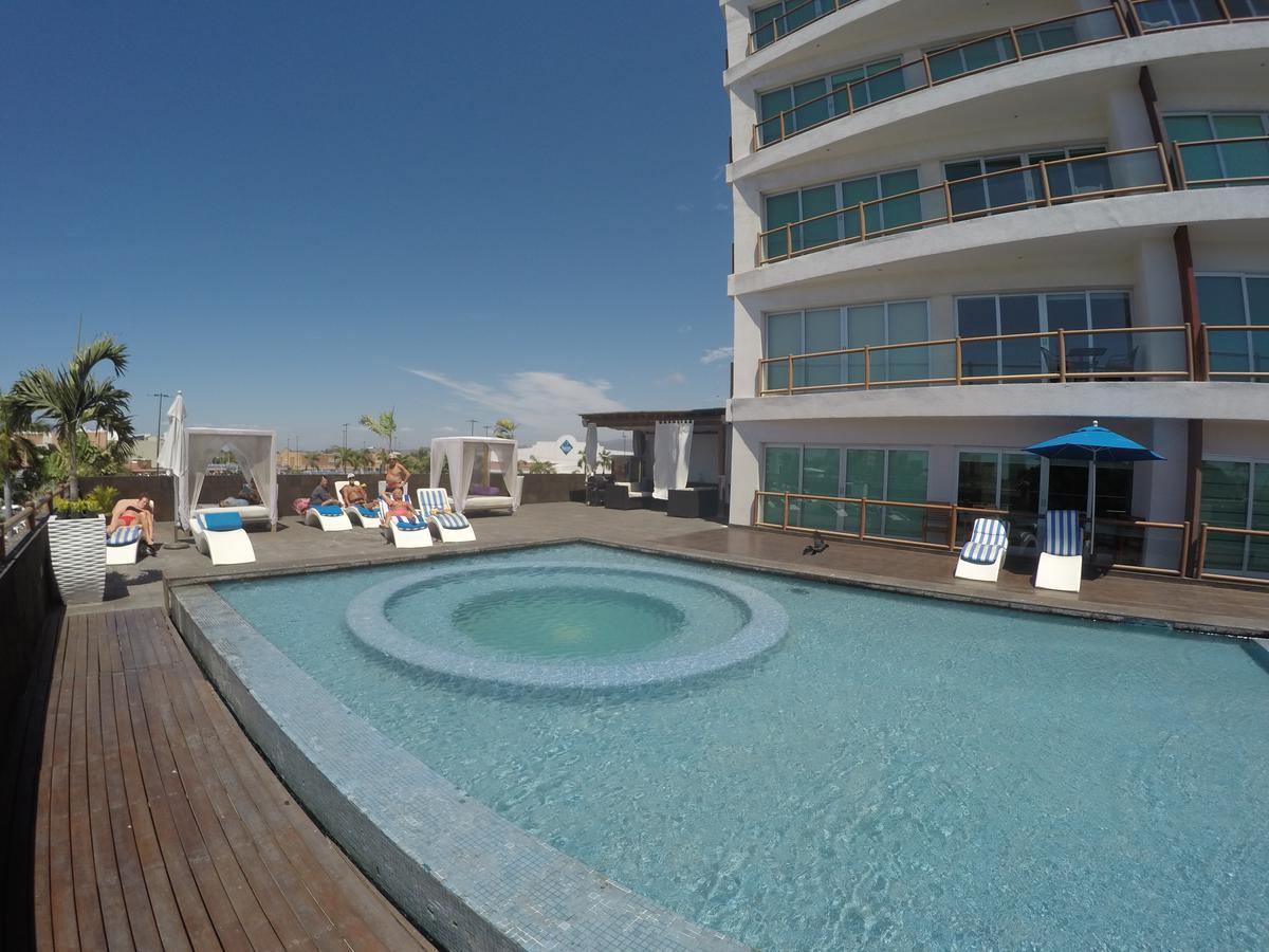 Ocean View Deck 12 *