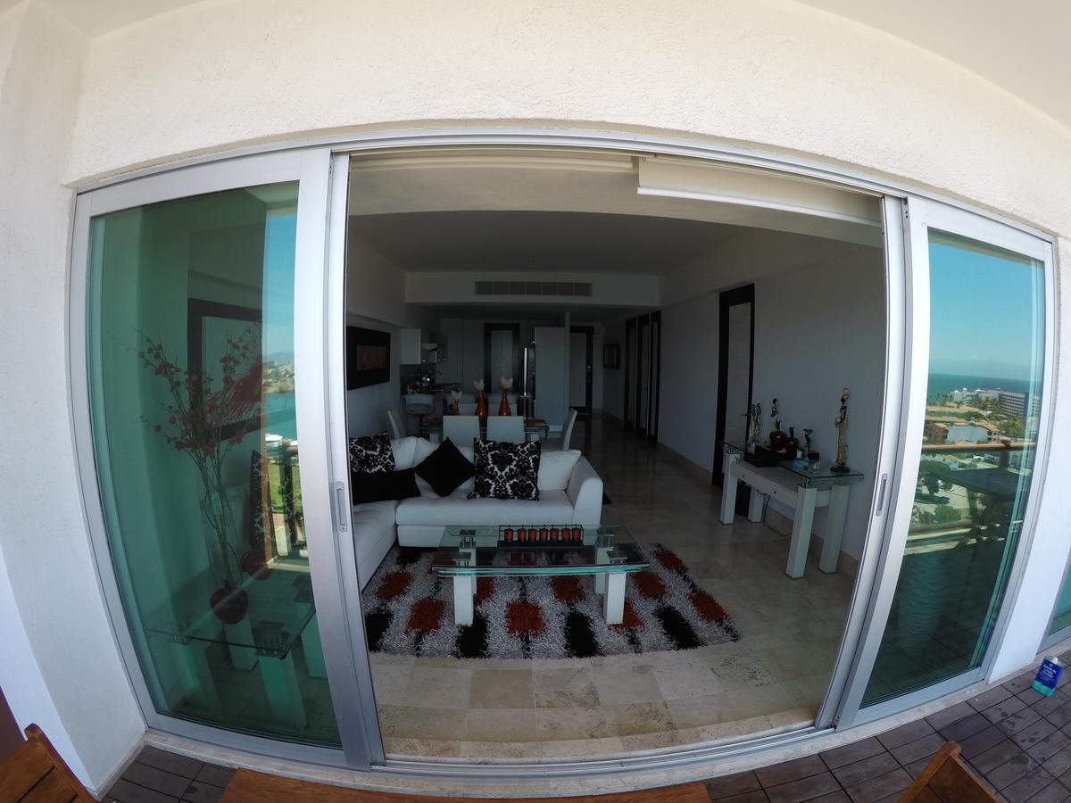 Ocean View Deck 12 *