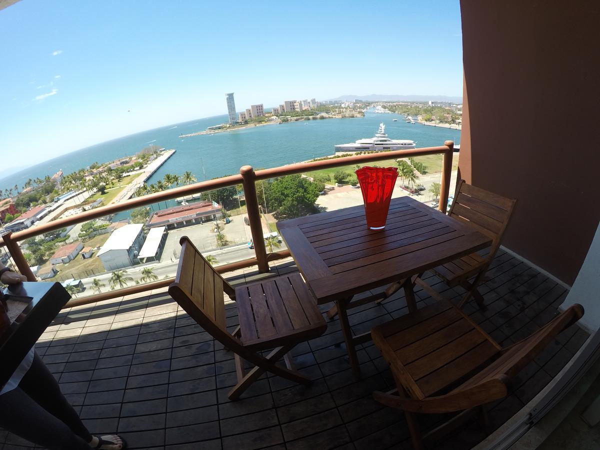 Ocean View Deck 12 *