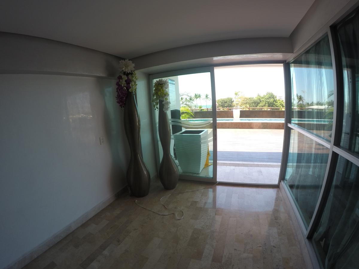 Ocean View Deck 12 Aparthotel