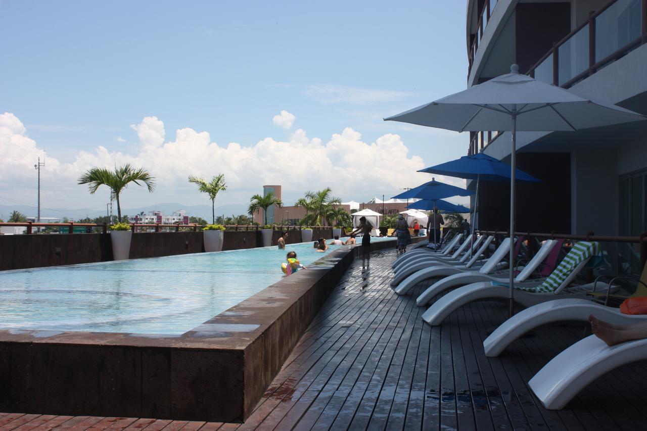 Ocean View Deck 12 Aparthotel