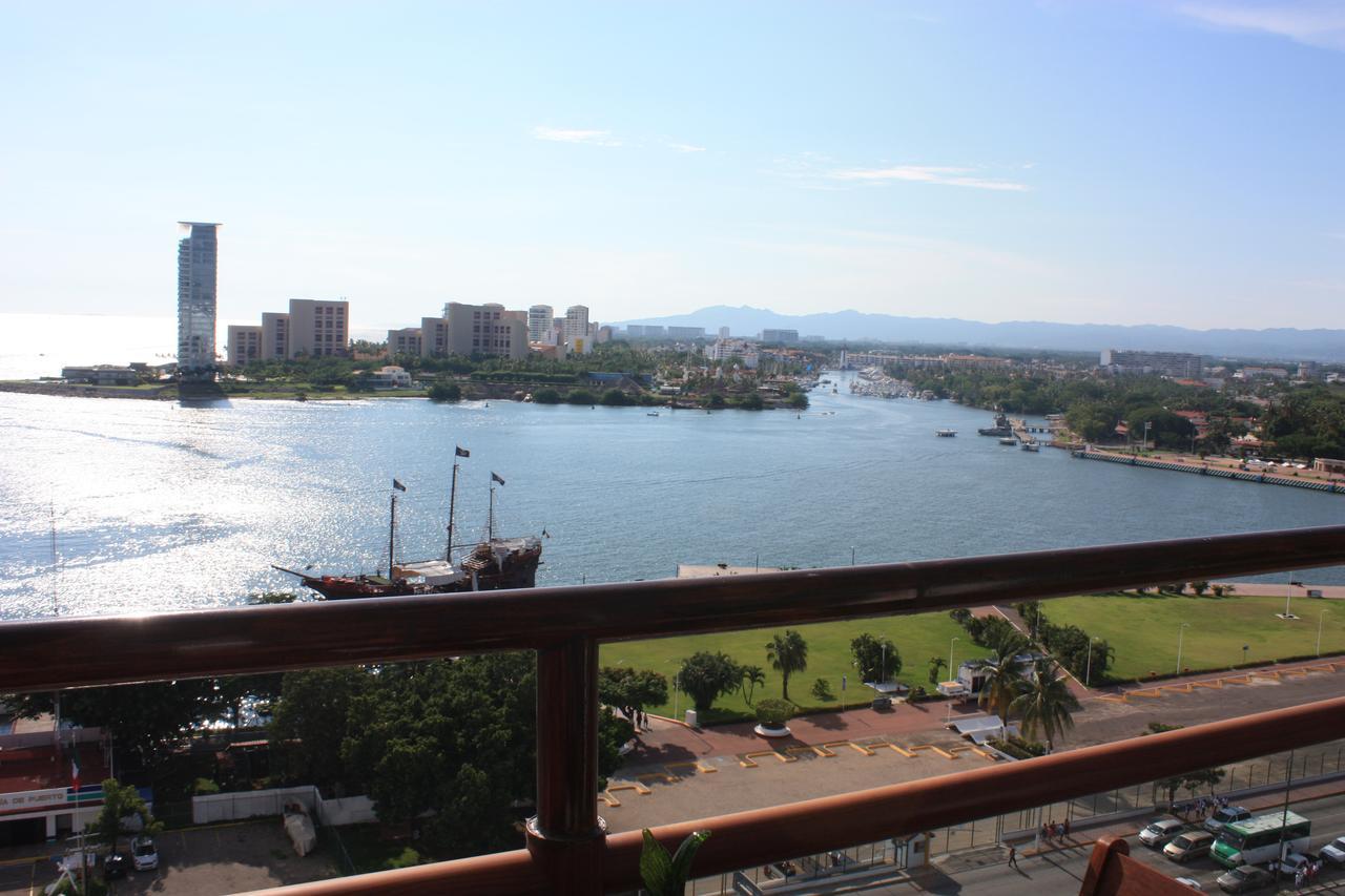 Ocean View Deck 12 *