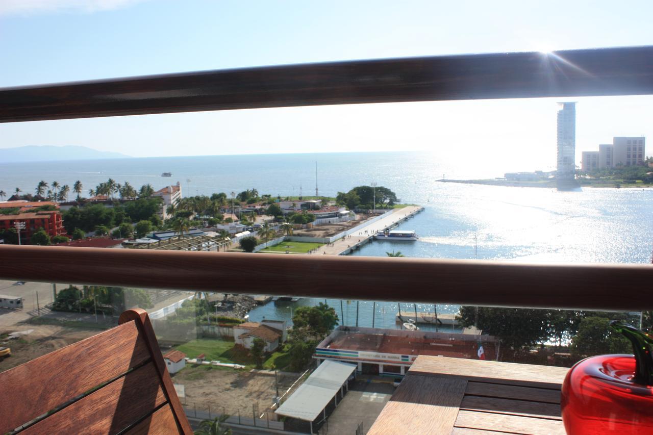 Ocean View Deck 12 Aparthotel