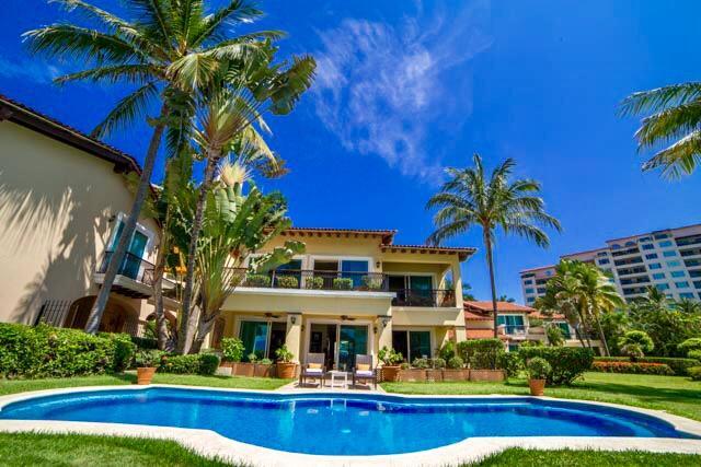 Casa Encantada Villa *