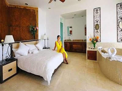 Mondavi Hotel 4*