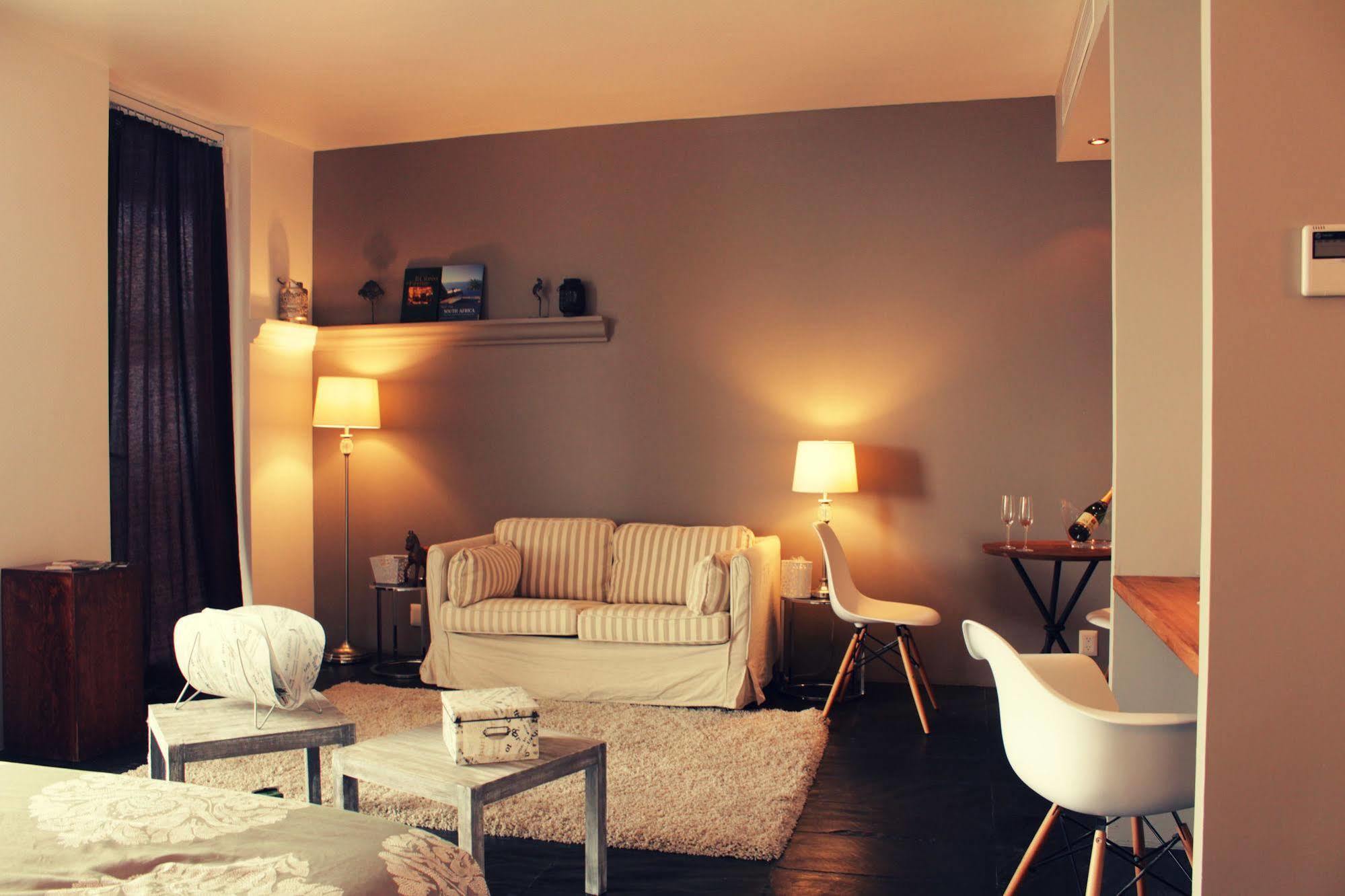 At Sapphire Ocean Club Apartment