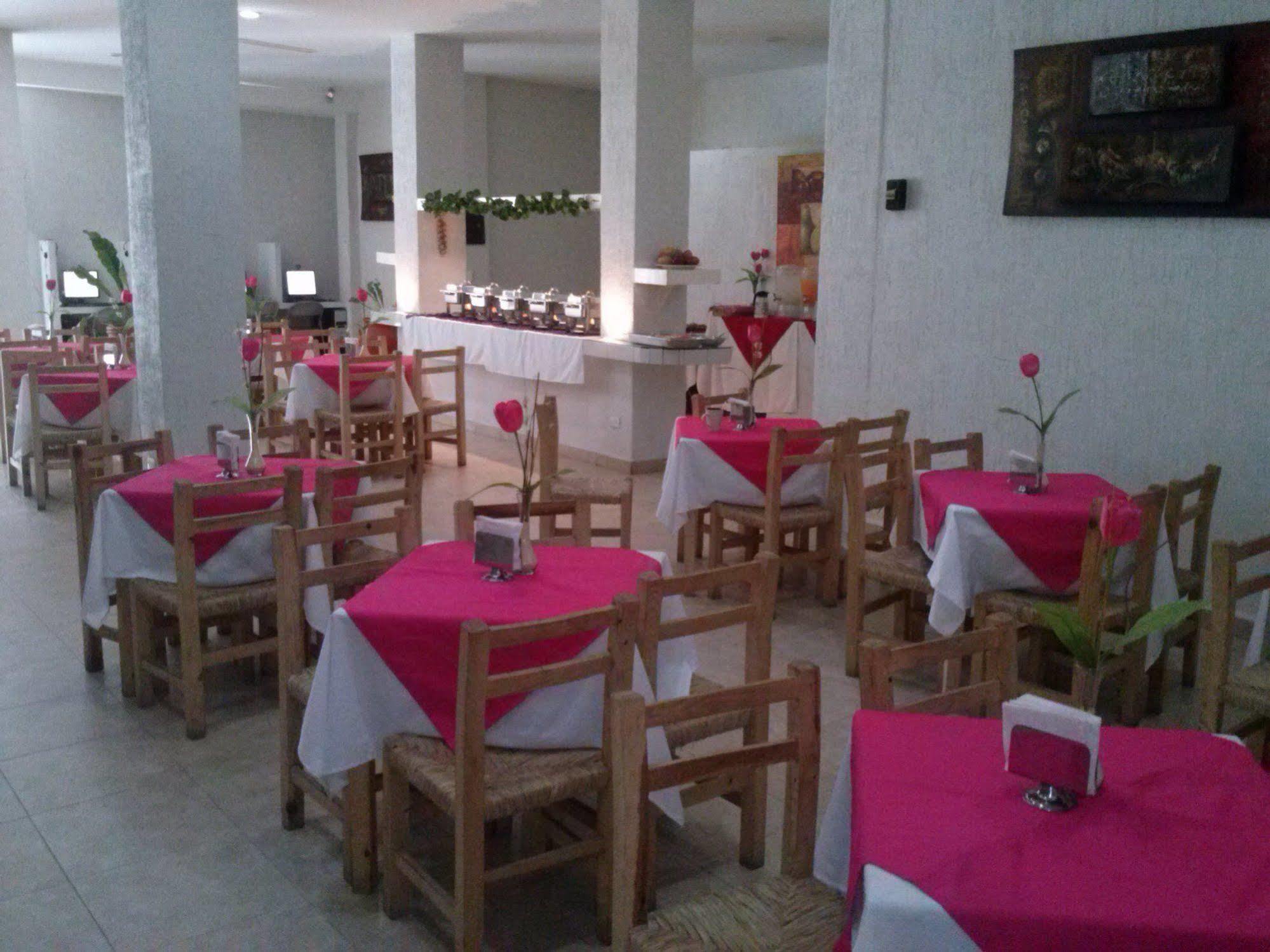Hotel Marlyn Puerto Vallarta