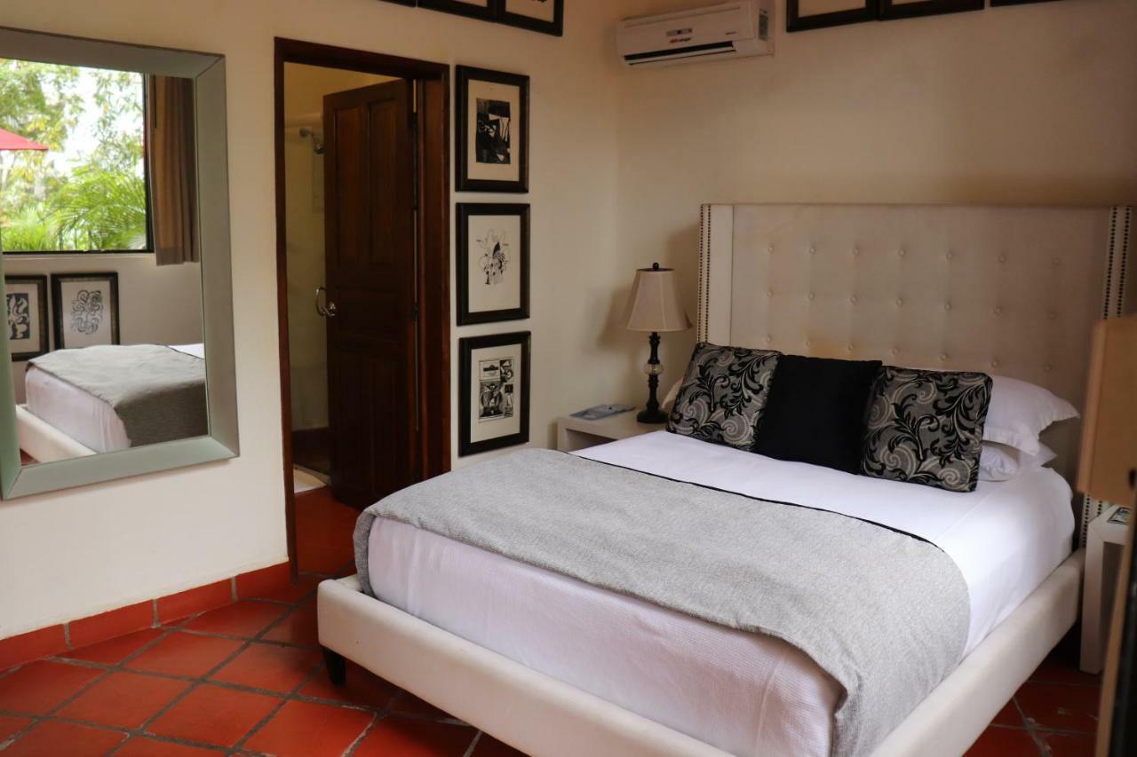 Hotel Poshtel Sevilla Puerto Vallarta