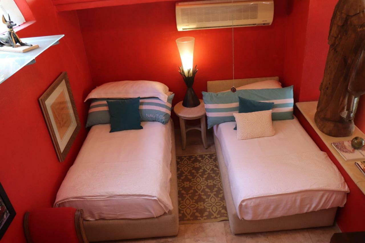 Hotel Poshtel Sevilla 3*
