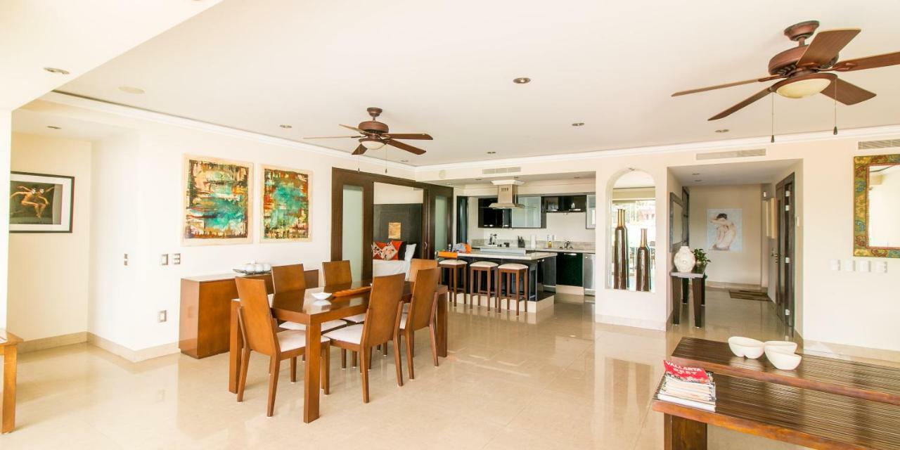 Renaissance 2 Puerto Vallarta