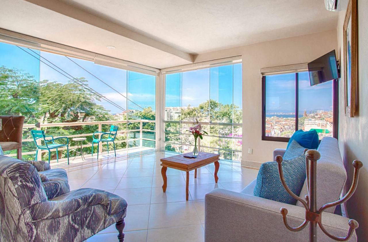 Vista Corona Luxury