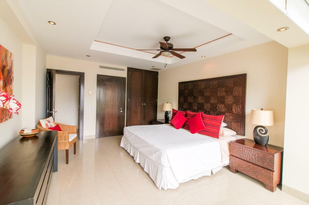 Renaissance 2 Puerto Vallarta