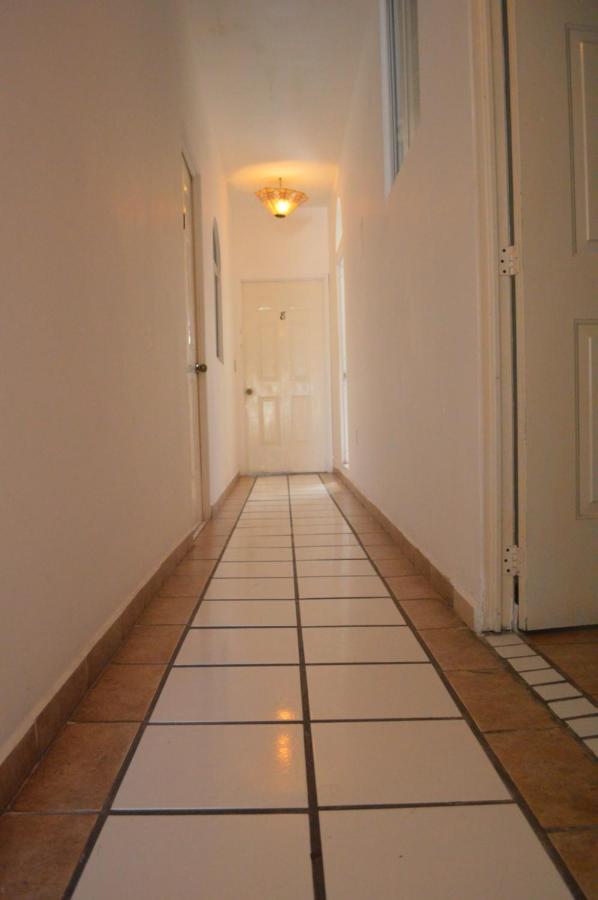 Alexandross Hostel Puerto Vallarta
