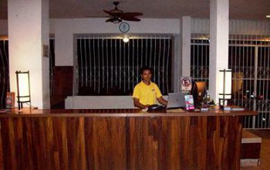 Abbey Hotel 3*