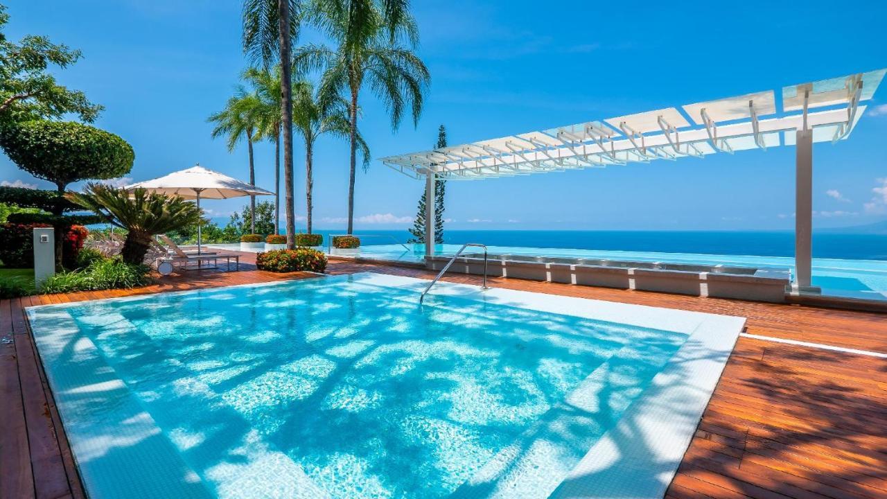 Avalon - 901 Luxurious & View 3 Bedroom Amapas