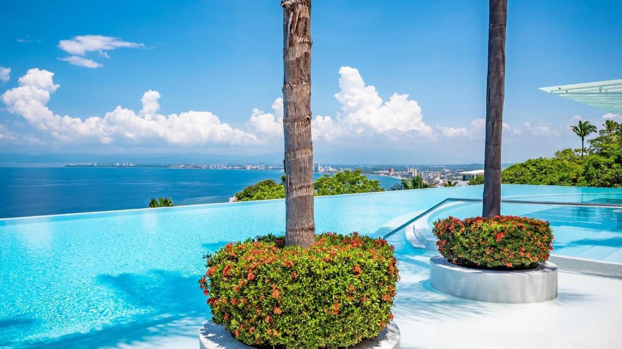 Avalon - 901 Luxurious & View 3 Bedroom Amapas Holiday home