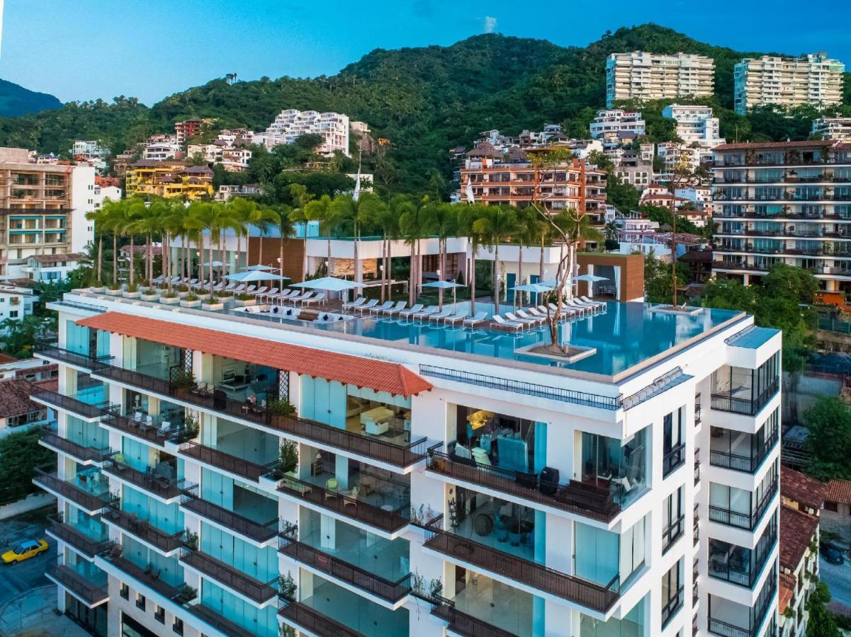 Pier 57 - 608 New & Luxurious 2 Bedroom Romantic Zone