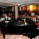 Hotel Suites La Siesta
