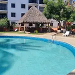 Encantador Departamento Con Alberca En Pb A 10Min Playa