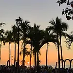 Condominio Con Vista Al Mar Piso 12 En Puerto Vallarta